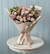 Букет цветов из:  Розы и Лизиантусы в Пузево