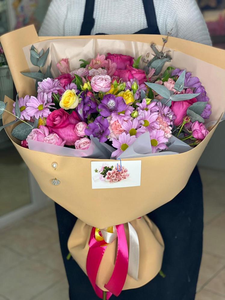 Букет цветов из: Хризантемы, Гвоздики и Альстромерии в Пузево