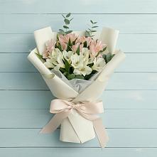 Букет цветов из:  Альстромерии в Пузево