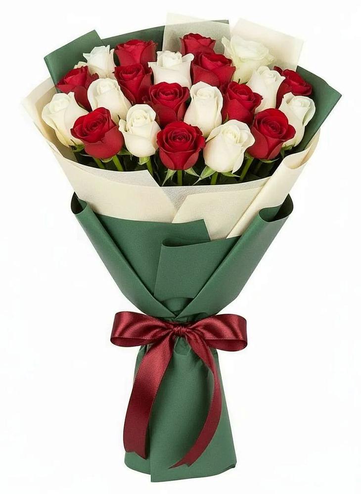 Букет Микс из красных и белых роз в Пузево
