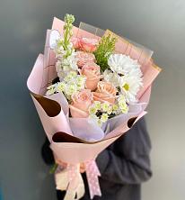 Букет цветов из:  Хризантемы и Розы в Пузево