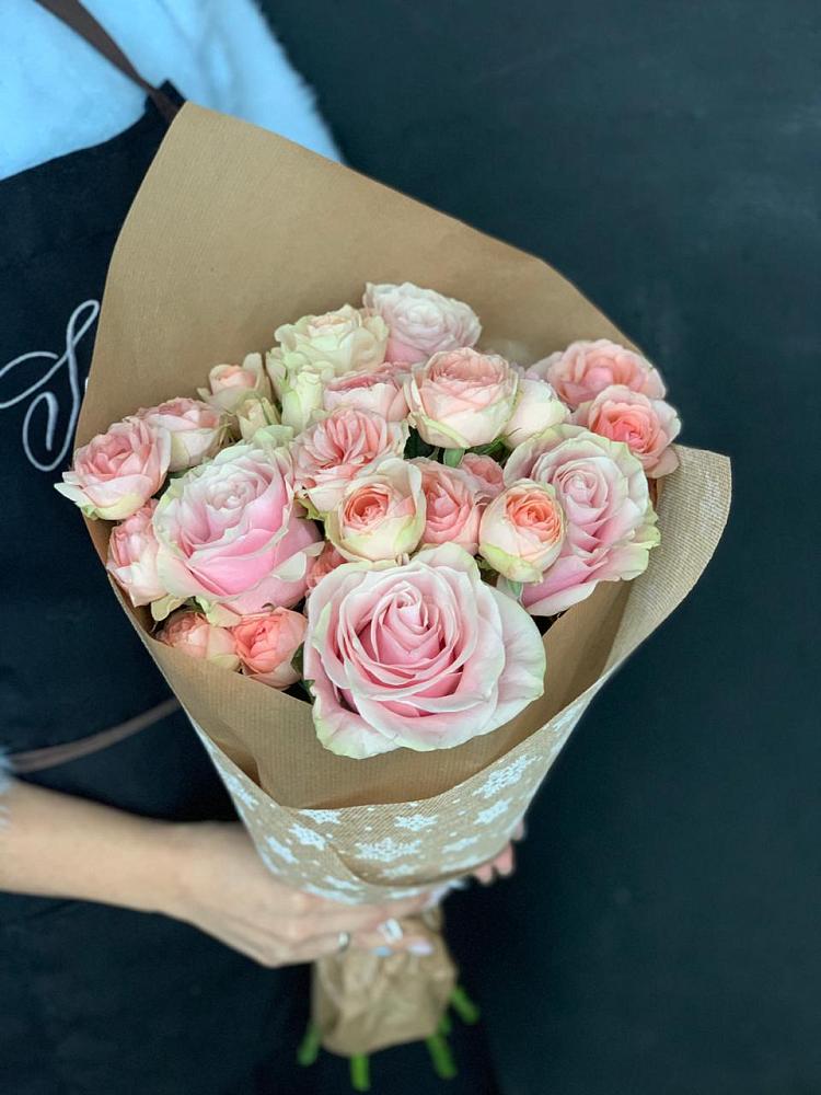 Букет цветов из: Хризантемы и Розы в Пузево