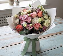 Букет цветов из:  Розы, Лизиантусы и Гвоздики #REPLACE_PRED# Пузево