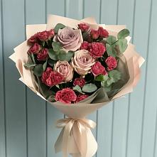 Букет цветов из:  Гвоздики и Розы в Пузево