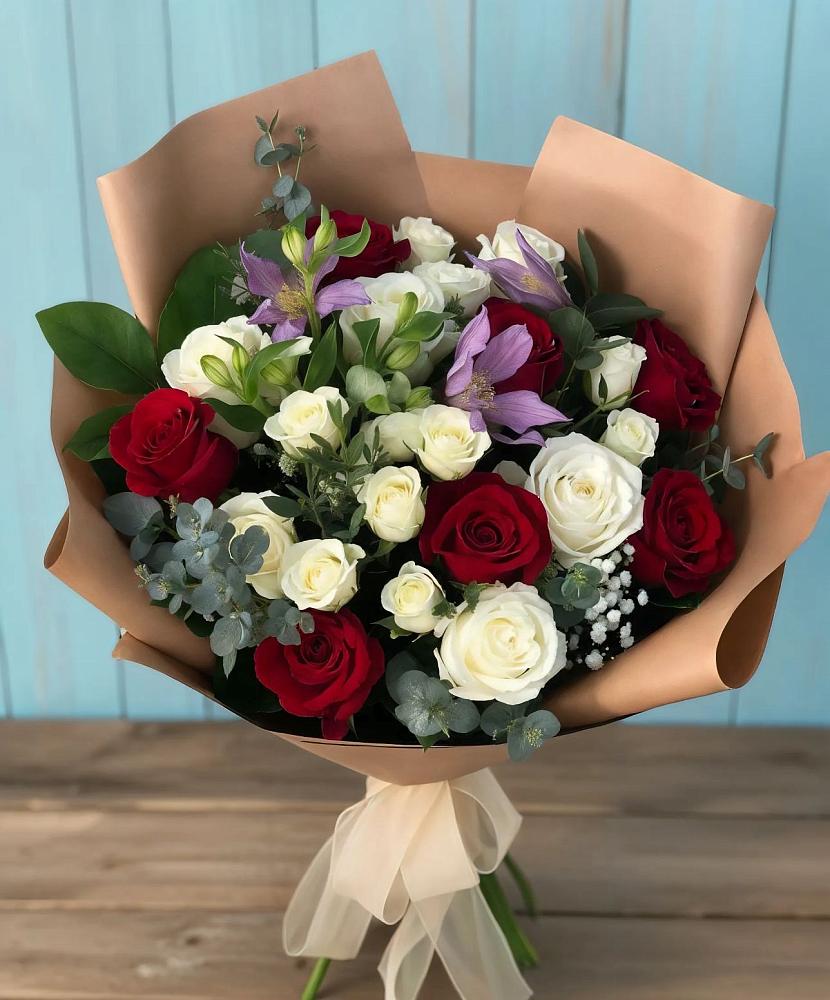 Букет цветов из: Розы и Альстромерии в Пузево