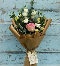 Букет цветов из:  Розы и Лизиантусы в Пузево