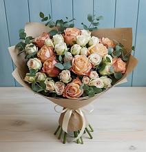 Букет цветов из:  Альстромерии и Розы в Пузево
