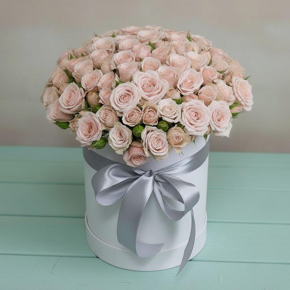 Цветочная композиция из Розы в шляпной коробке в Пузево